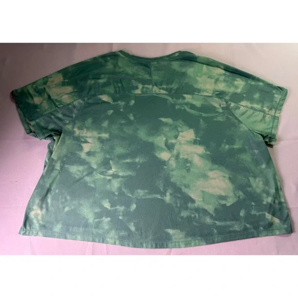 The North Face Womens 2X Green Tie Dye Boxy Cropped Short Sleeve Performance Tee - Picture 3 of 7